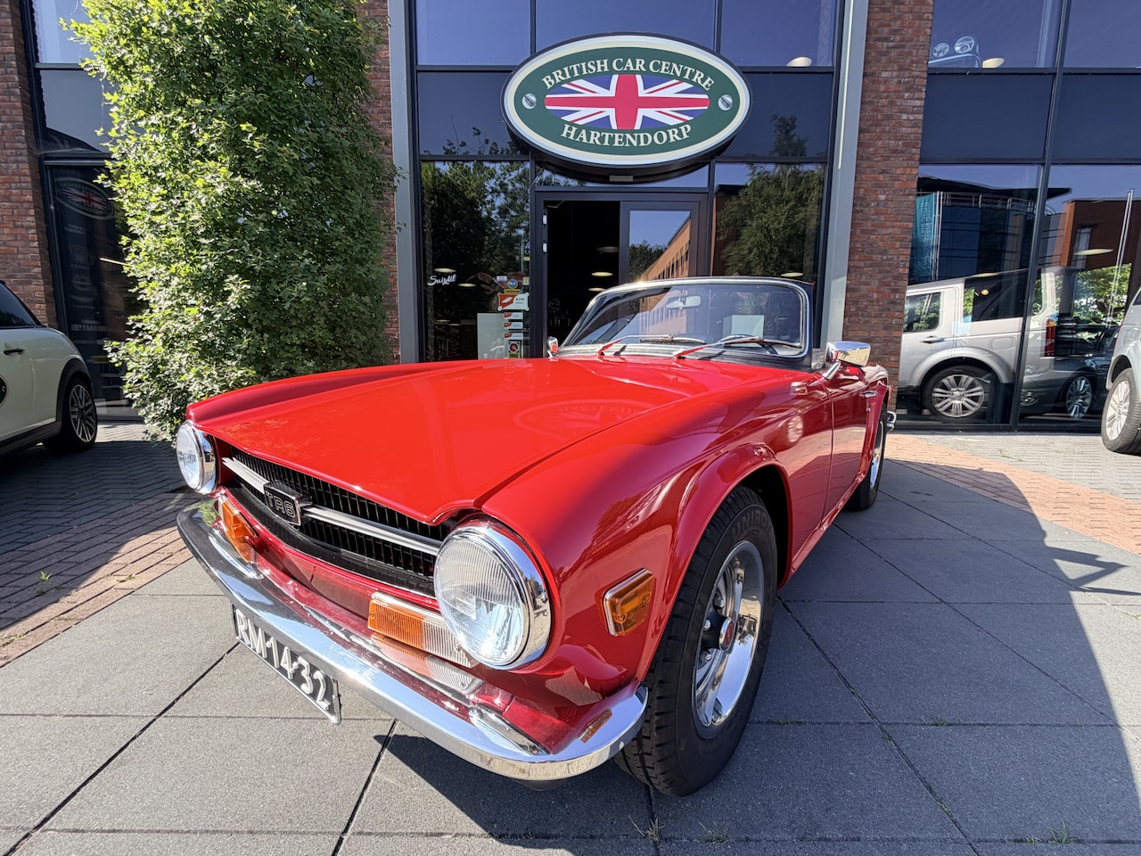 Triumph TR6 - PI - AutoWereld.nl