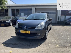 Renault Clio - 1.2-16V Authentique