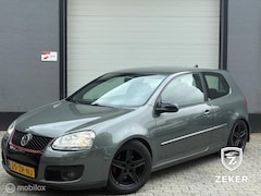 Volkswagen Golf - 1.4 Trendline airco / nieuwe apk / GTI look