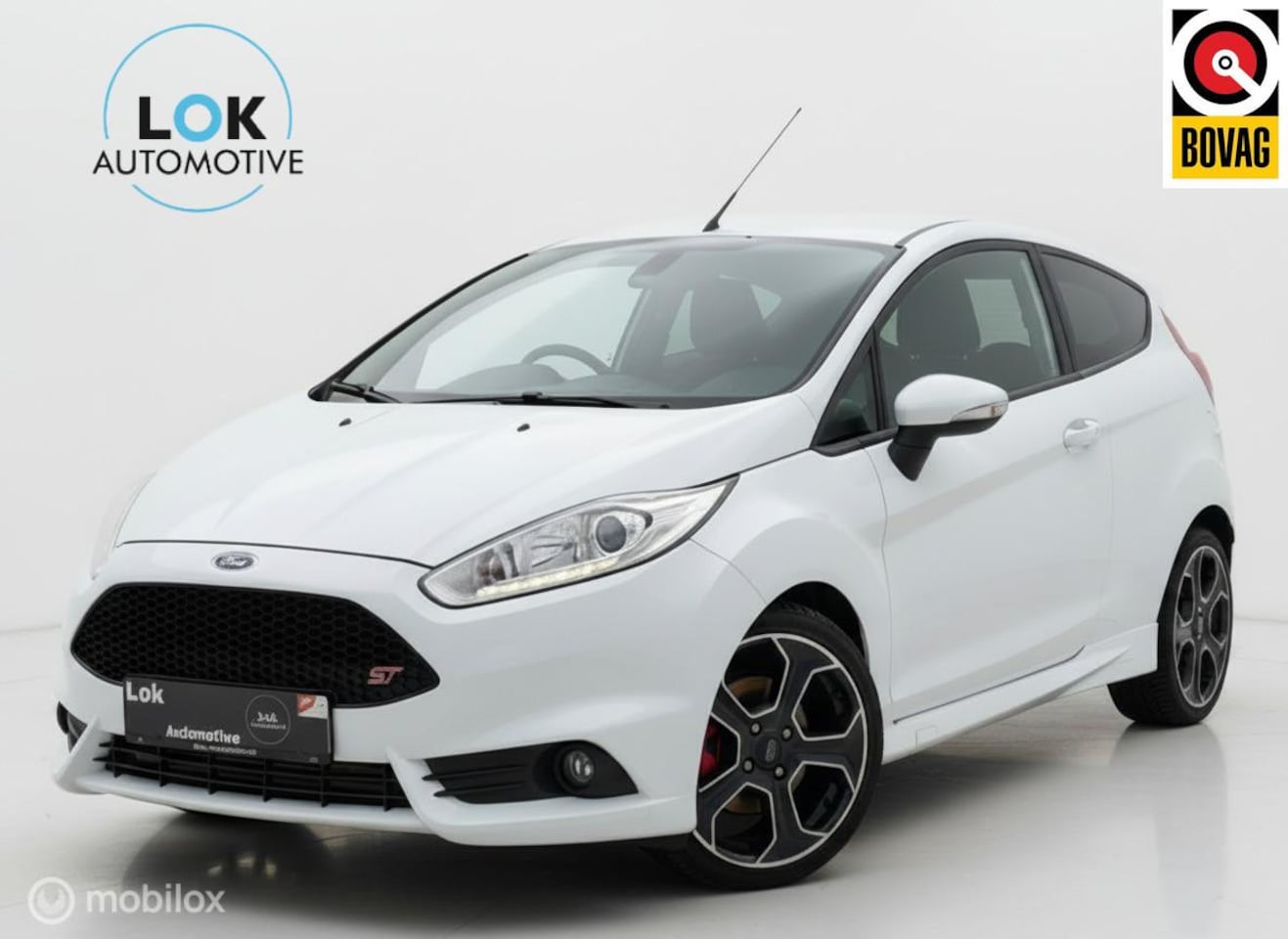 Ford Fiesta - 1.6 ST200 LED|AIRCO|STOELVERW|200PK|LEDER - AutoWereld.nl