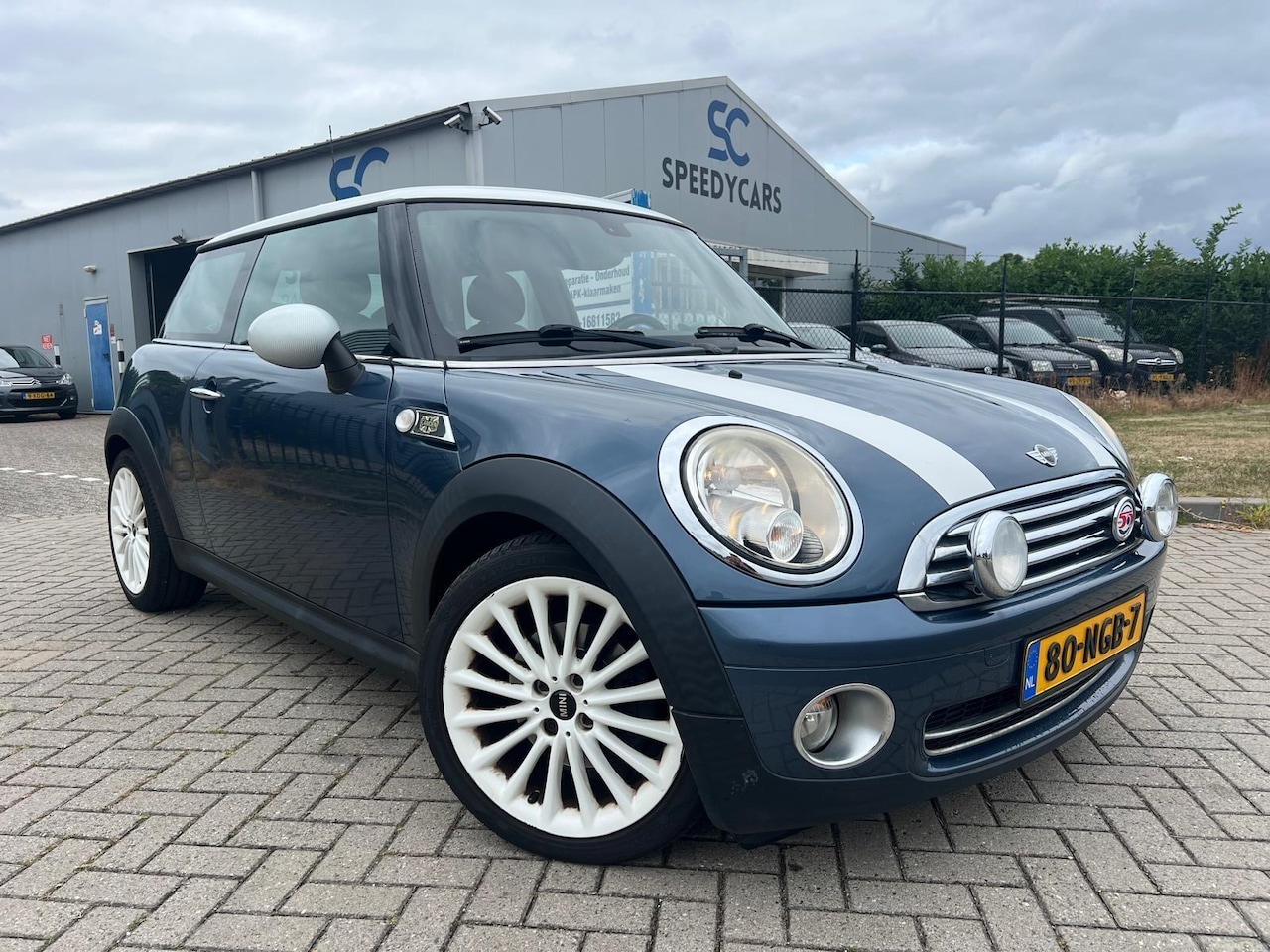MINI 3-Deurs - 1.6 Cooper Business Line 2010 Automaat Cruise - AutoWereld.nl