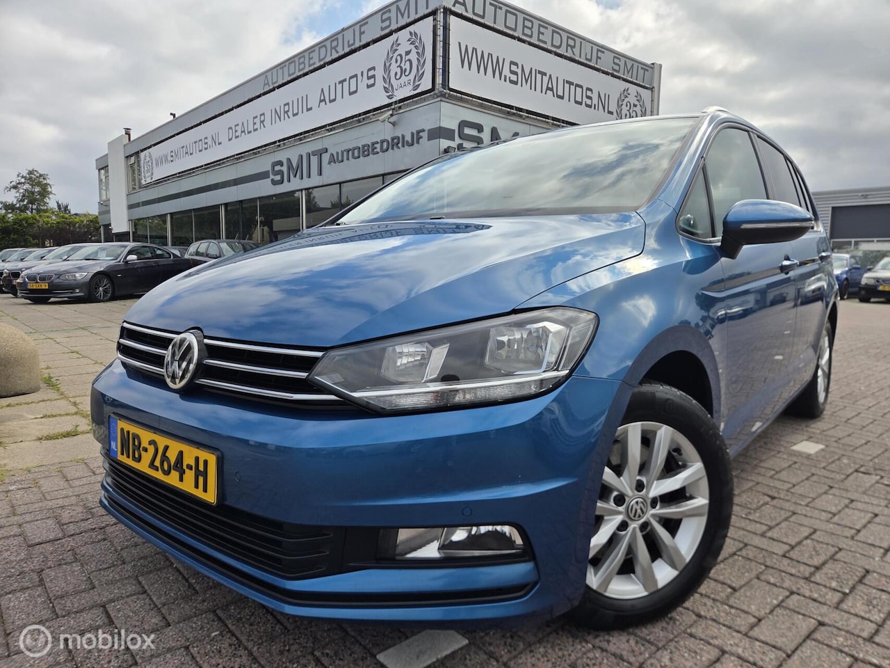 Volkswagen Touran - 1.2 TSI Conn. Series Massage/Trekhaak - AutoWereld.nl