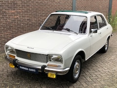 Peugeot 504 - 2.0 GL schuifdak