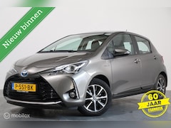 Toyota Yaris - 1.5 Hybrid Design - Stoelverwarming - Camera - Bluetooth