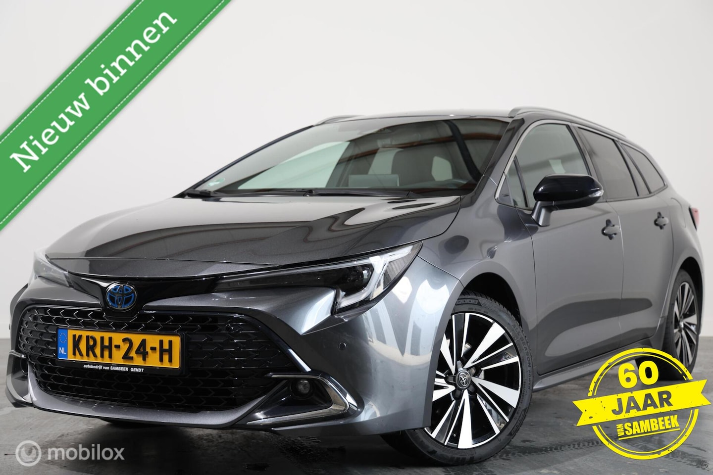 Toyota Corolla Touring Sports - Hybrid 140 Dynamic - Carplay - Stuur/Stoelverwarming - Camera - AutoWereld.nl