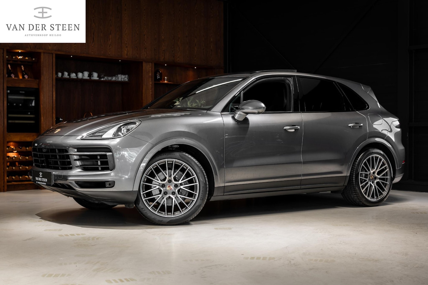 Porsche Cayenne - 3.0 E-Hybrid | 18 Voudig | Sportuitlaat | 1e Eigenaar| Luchtvering | Adapt. Cruise - AutoWereld.nl