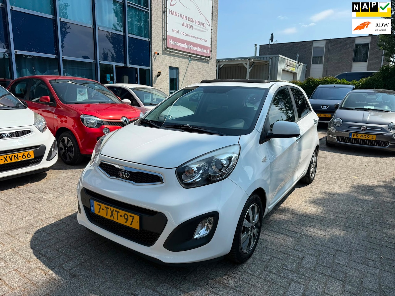 Kia Picanto - 1.0 CVVT BusinessLine 1.0 CVVT BusinessLine, Airco, Schuifdak, Bluetooth, Apk 06/2027 - AutoWereld.nl