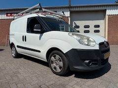 Fiat Doblò Cargo - 1.3 versnellingsbak niet 100% rijdt wel 05-2027