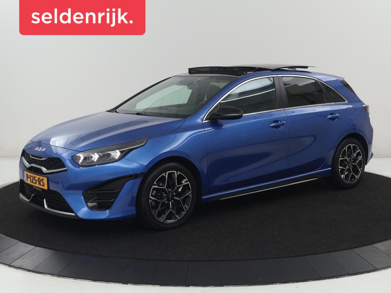 Kia Cee'd - Ceed 1.5 T-GDi GT-Line | Panoramadak | Trekhaak | Stuur/stoel verwarming | Camera | Park a - AutoWereld.nl