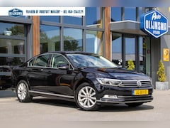 Volkswagen Passat - 1.4 TSI ACT Highline|Stoelverwarming|ACC|Trekhaak|
