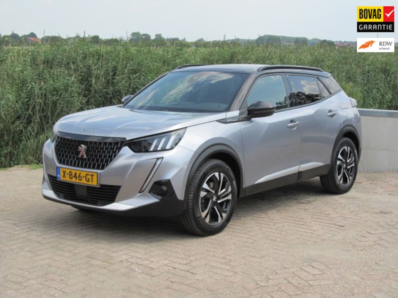 Peugeot 2008 - 1.2 PureTech GT-Line Panorama Automaat - AutoWereld.nl