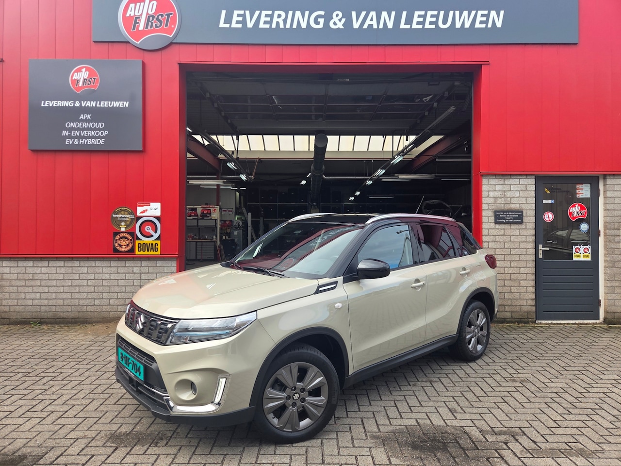 Suzuki Vitara - 1.4 Boosterjet Select Smart Hybrid Automaat/ Navigatie/ Camera/ adapt. cruise control/ Rij - AutoWereld.nl