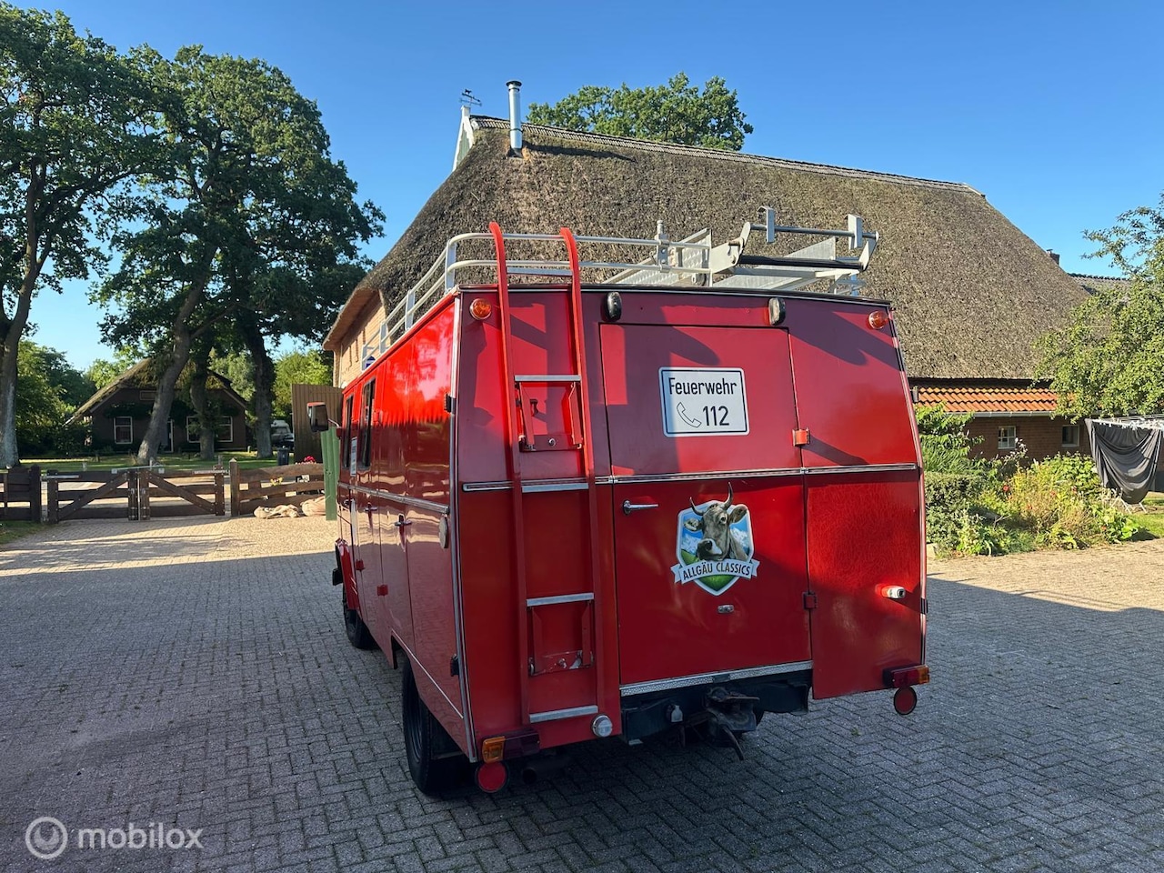 Mercedes-Benz 408 - benzine 1 eigenaar, 23932 km Brandweer bj 1968 - AutoWereld.nl