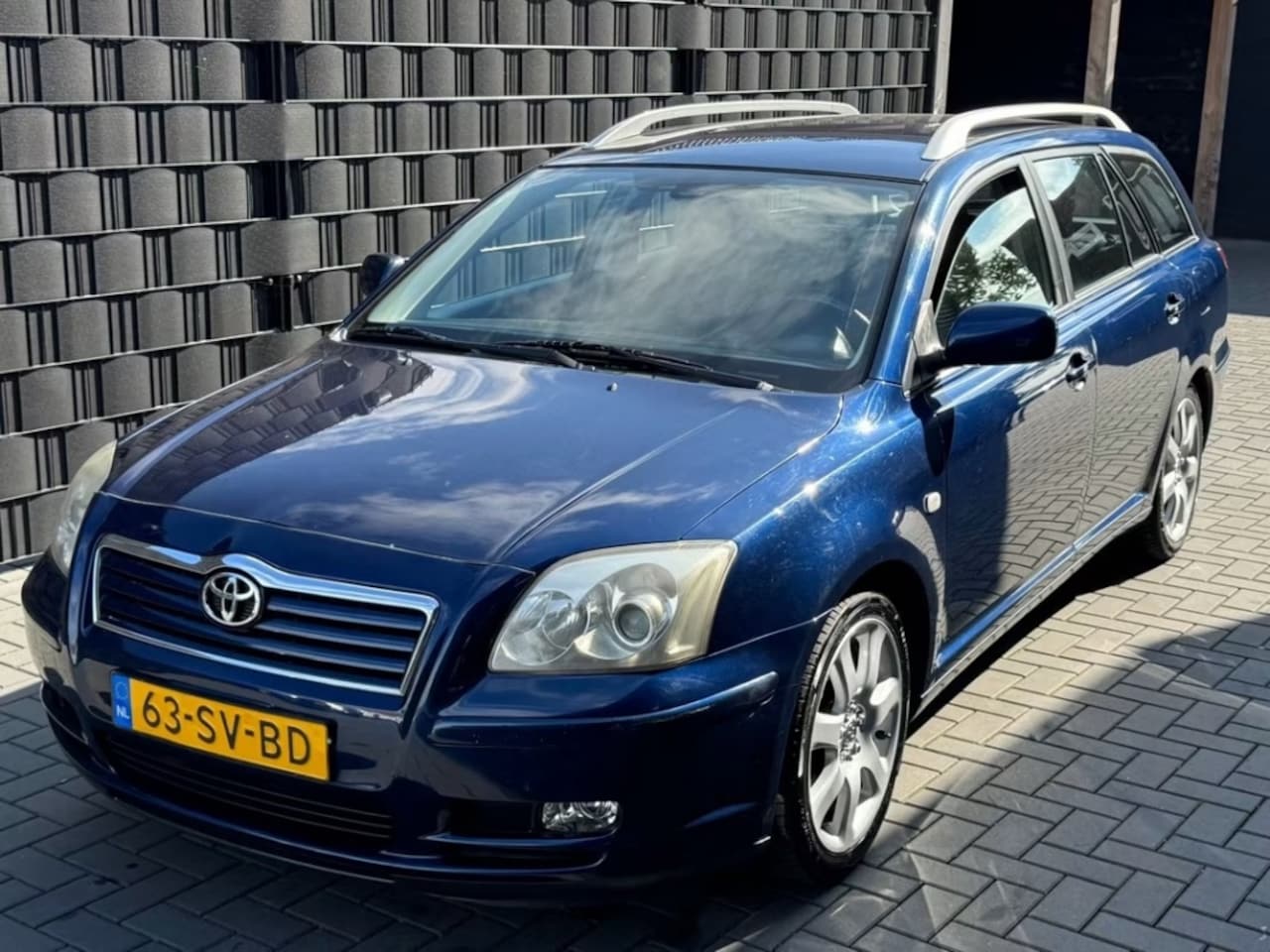 Toyota Avensis Wagon - 2.0 VVTi Linea Luna| CLIMA| CRUISE| TREKHAAK| NAP - AutoWereld.nl