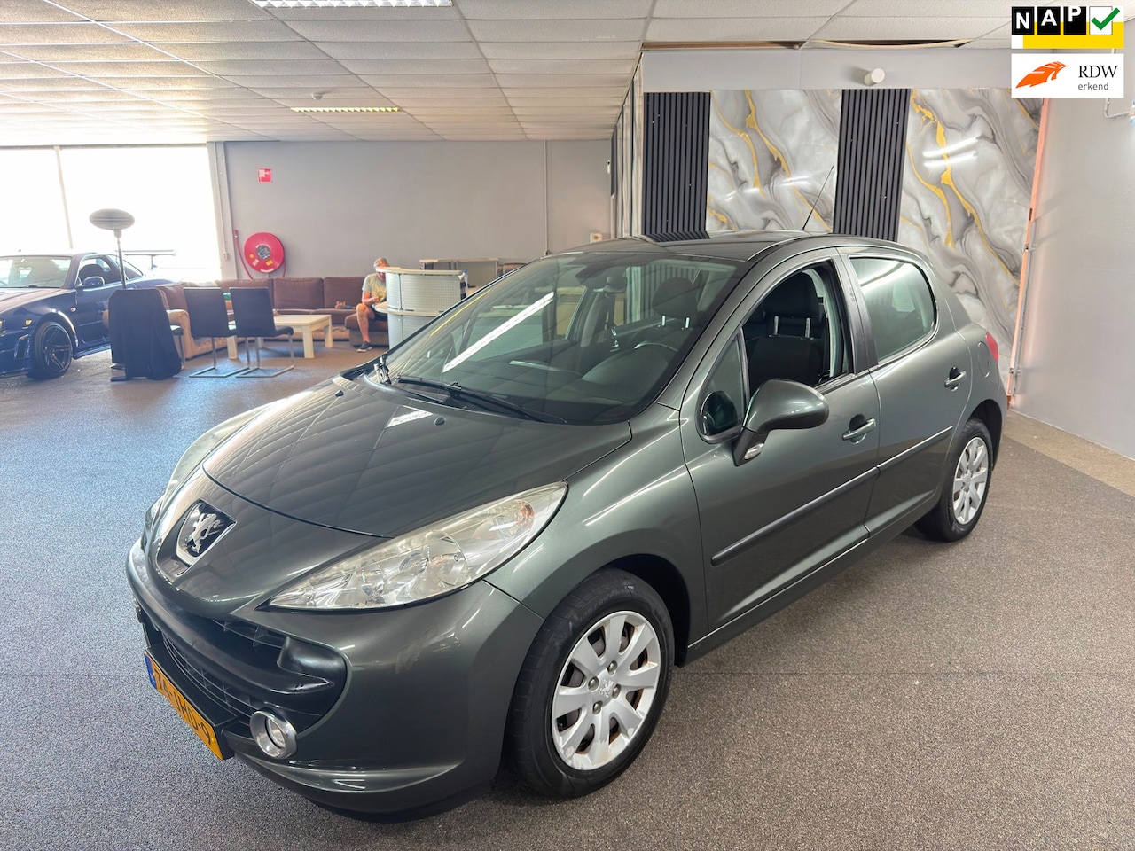 Peugeot 207 - 1.4 VTi Sublime Apk Nieuw,Airco,Cruise control,N.A.P,5Deurs,2 sleutels+boekjes,Topstaat!! - AutoWereld.nl