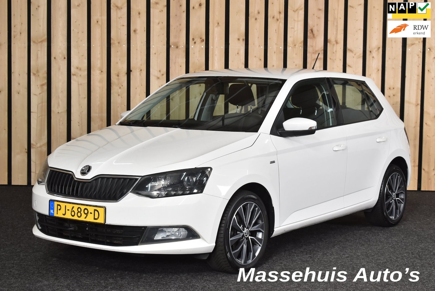 Skoda Fabia - 1.2 TSI Drive Navi Cruise Airco PDC 16" Dealerauto Nwe APK - AutoWereld.nl