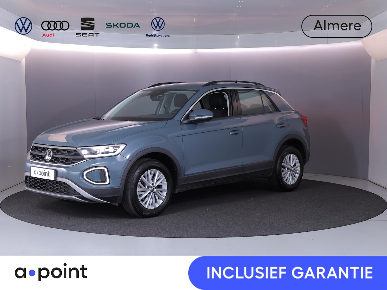 Volkswagen T-Roc - 1.0 TSI Life 110 pk | Navigatie via App | LED koplampen | Parkeersensoren (Park assist) | - AutoWereld.nl