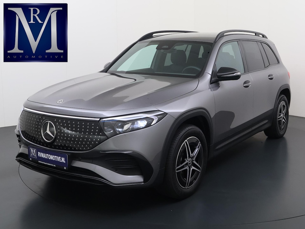 Mercedes-Benz EQB - EQB 300 4Matic SOH 100% | AMG | NIGHT | 7 PERSOONS | ACHTERUITRIJ CAMERA | RIJKLAAR | ELEK - AutoWereld.nl