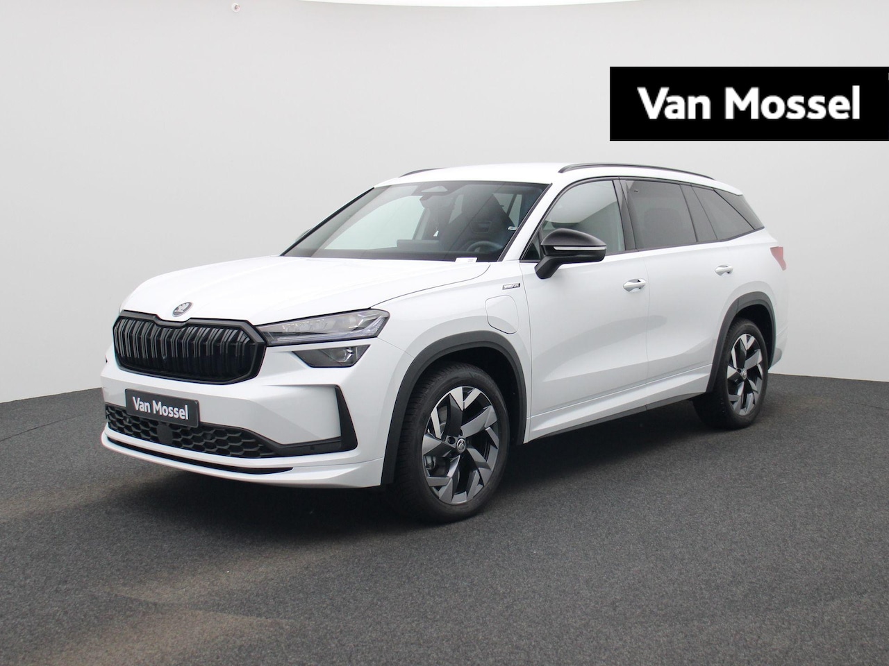 Skoda Kodiaq - 1.5 TSI PHEV Sportline Business 204 PK | Automaat | Trekhaak | Matrix LED Koplampen | Navi - AutoWereld.nl