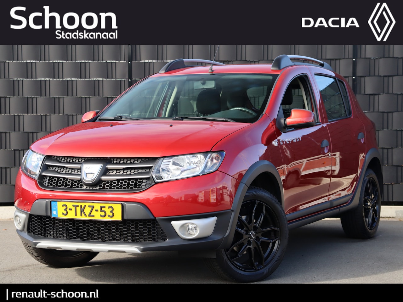 Dacia Sandero Stepway - 0.9 TCe Lauréate | Trekhaak | All seasons | Sensoren | Cruise | Navi | Airco - AutoWereld.nl