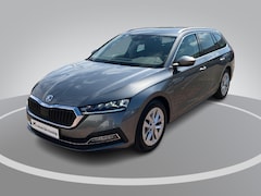 Skoda Octavia Combi - 1.5e-TSI/150PK Business Edition Plus · Navigatie · Apple/Android Car Play · Camera + Parke