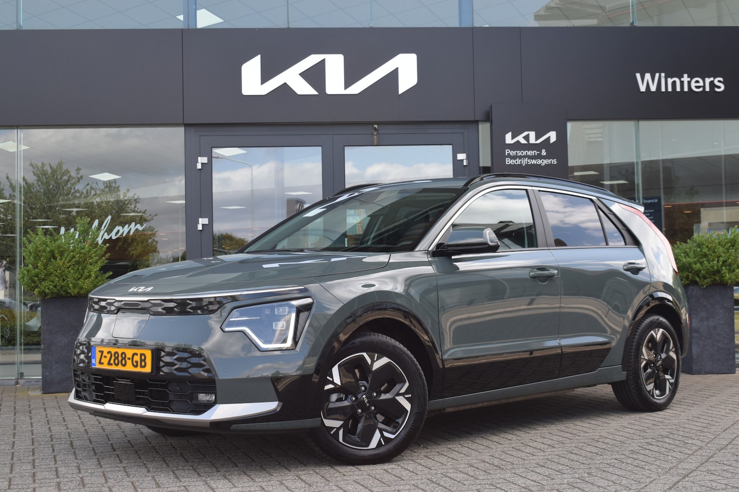 Kia Niro EV - Edition Advanced 64.8 kWh | Trekhaak | Dodehoedetectie | Adaptieve Cruise Control | Tot 10 - AutoWereld.nl