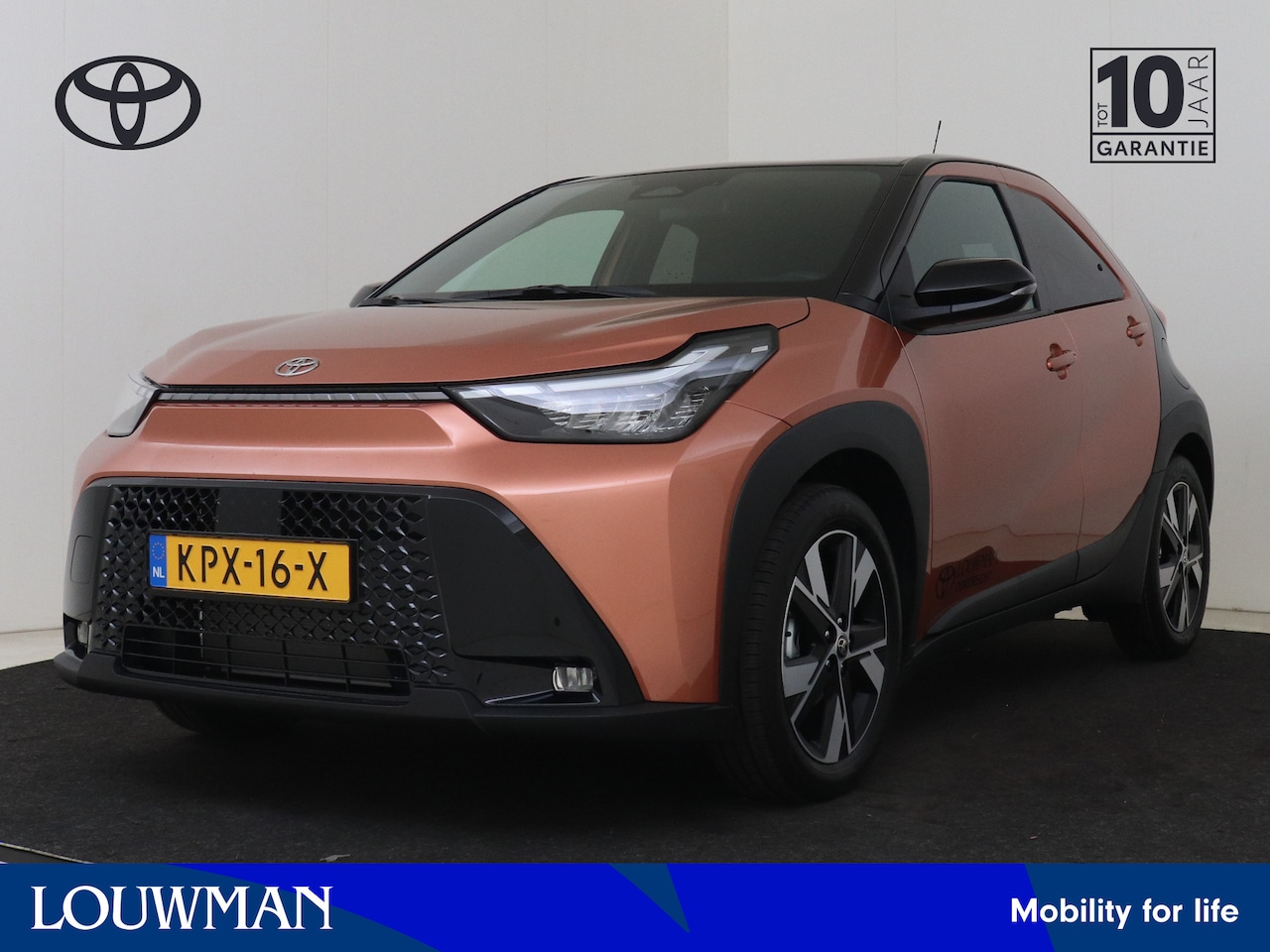 Toyota Aygo X - Hybrid 115 pulse | DEMO & DIRECT LEVERBAAR | ACTIEPRIJS | Parkeersensor achter | - AutoWereld.nl