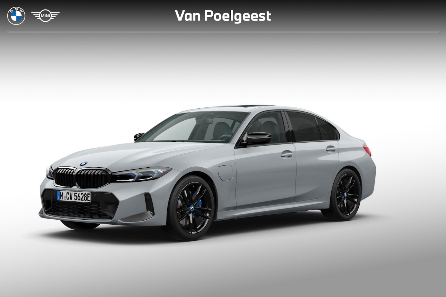 BMW 3-serie - 330e | M-Sport | Stuurwielverwarming | Travel Pack | Harman/Kardon | Schuif-/kanteldak - AutoWereld.nl