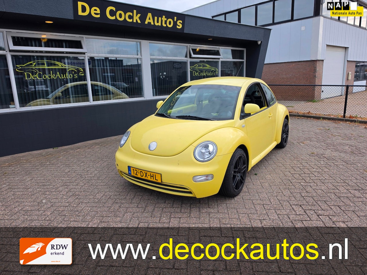 Volkswagen New Beetle - 2.0 Highline/AIRCO - AutoWereld.nl