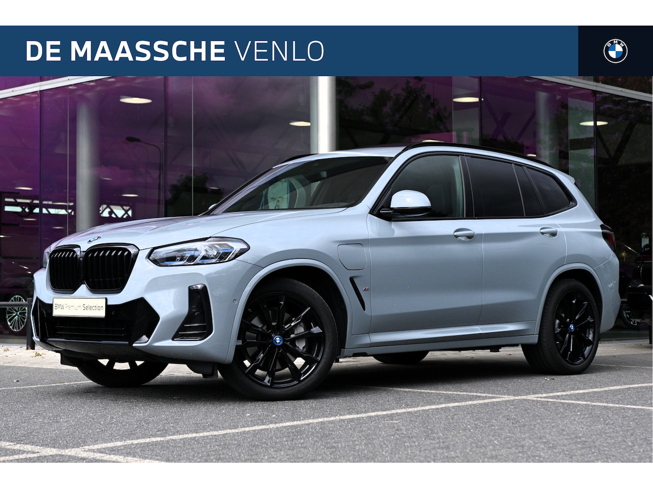 BMW X3 - xDrive30e M Sport Automaat / Trekhaak / Panoramadak / Sportstoelen / Laserlight / Head-Up - AutoWereld.nl