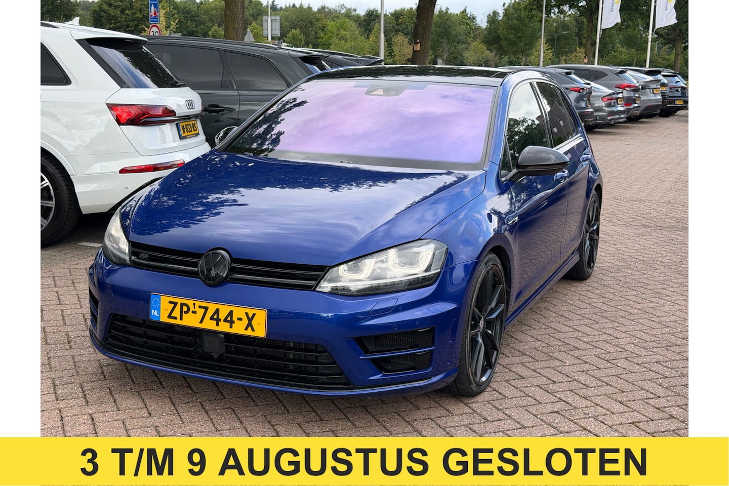 Volkswagen Golf - 2.0 TSI R 4Motion / Panoramadak / Camera / Leder / Sterrenhemel / Remus uitlaat / 19'' / N - AutoWereld.nl