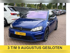Volkswagen Golf - 2.0 TSI R 4Motion / Panoramadak / Camera / Leder / Sterrenhemel / Remus uitlaat / 19'' / N