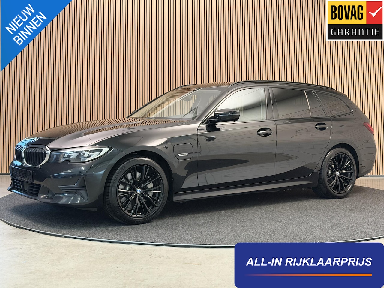 BMW 3-serie Touring - 330e xDrive Plugin-hybrid 292PK Aut. Sportline | Navi | Trekhaak | LED | PDC | Incl. garan - AutoWereld.nl