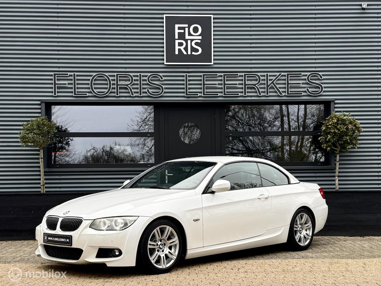 BMW 3-serie Cabrio - 325i | M Sport | Zwart Leer | Xenon - AutoWereld.nl
