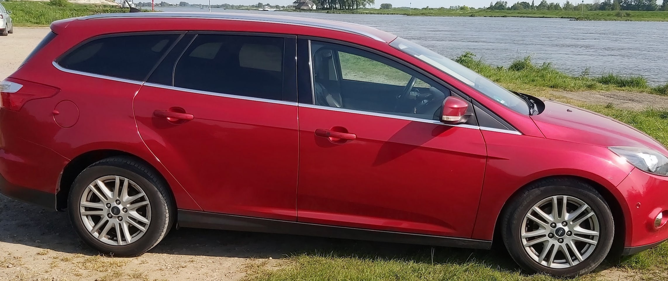 Ford Focus Wagon - 1.6 TDCI ECOnetic Lease Titanium - AutoWereld.nl