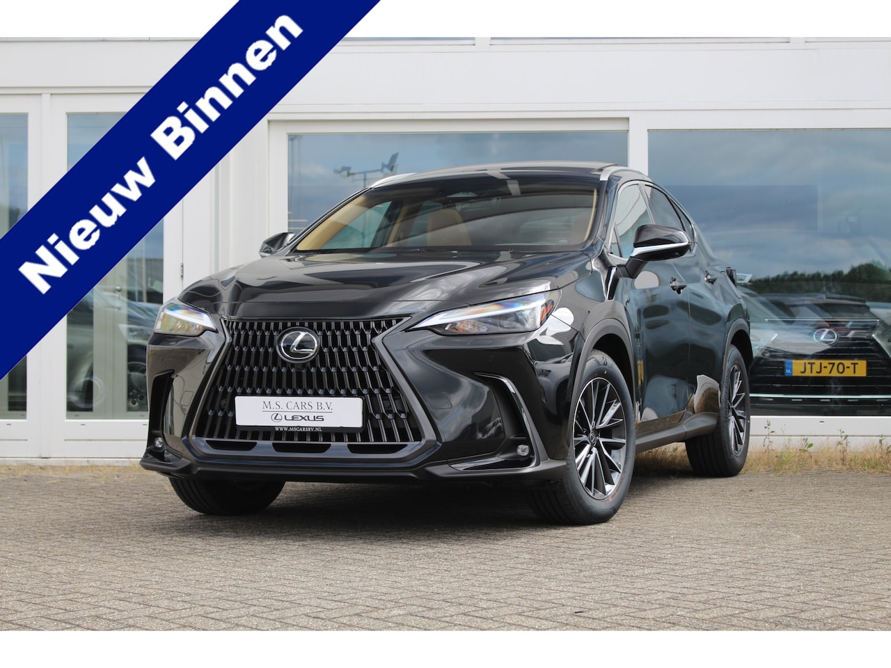 Lexus NX - 450h+ AWD Luxury Line Premium I Plug-in Hybrid I Direct leverbaar! - AutoWereld.nl