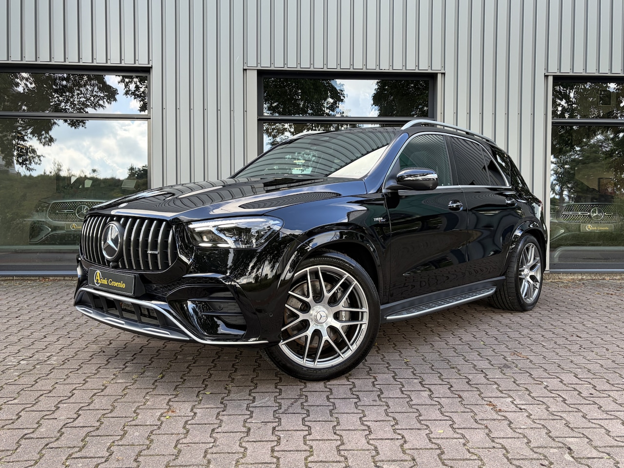 Mercedes-Benz AMG GLE - 53 Hybrid 4MATIC+ Premium Plus Panoramadak, Trekhaak, Multicontourstoelen, Rijassistentiep - AutoWereld.nl