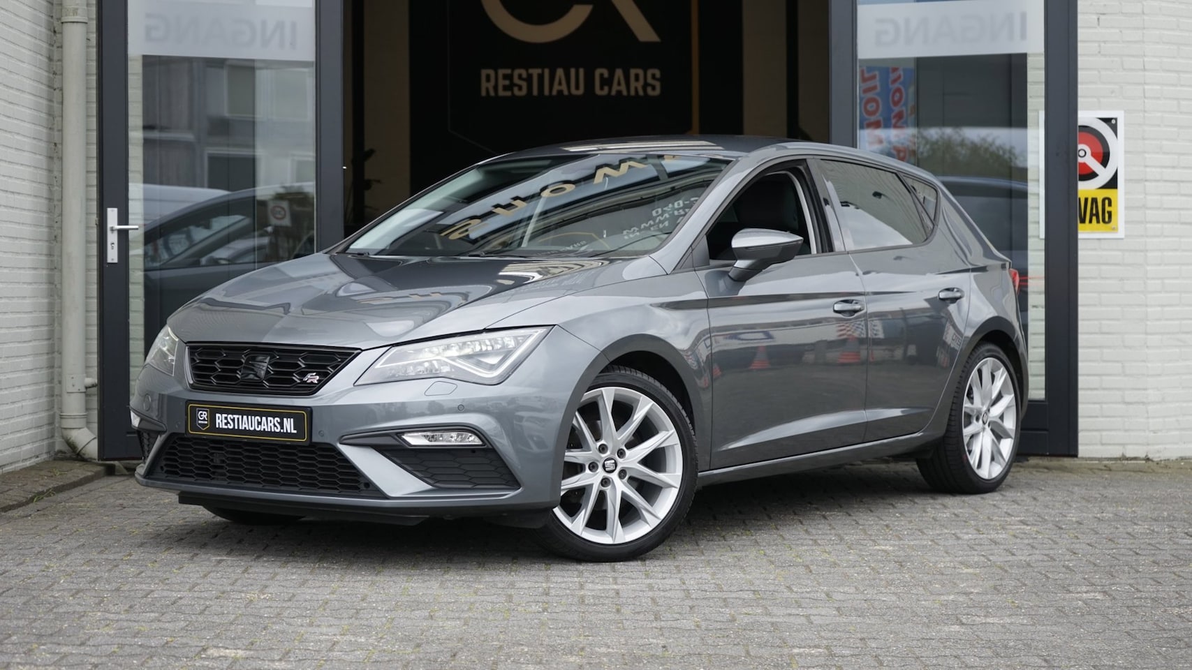 SEAT Leon - 1.4 TSI FR Ultimate Edition AUTOMAAT-ALCANTARA-AMBIANCE-CLIMA-FULL LED-NAVIGATIE-MODE-SEAT - AutoWereld.nl
