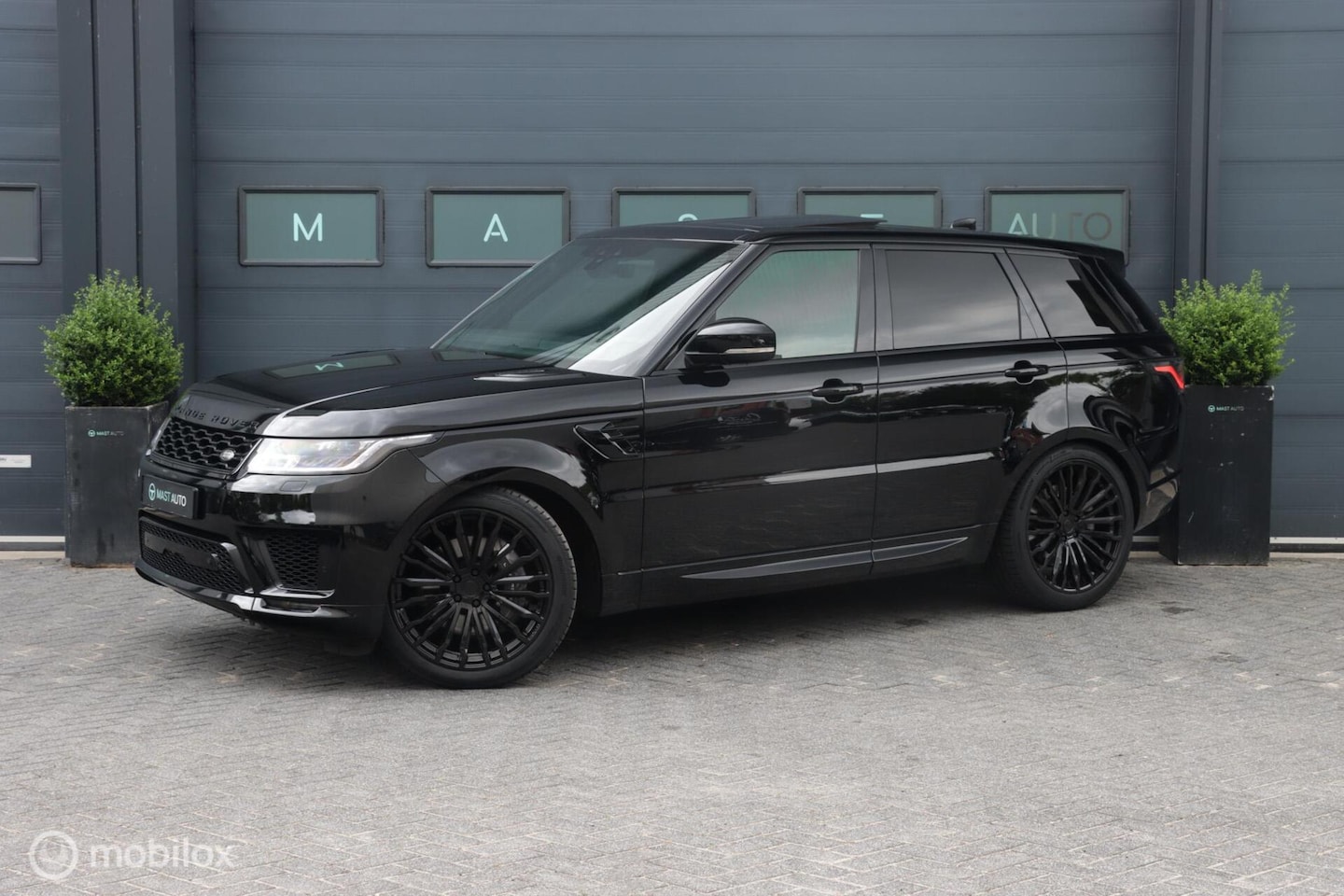 Land Rover Range Rover Sport - 3.0 HSE Dynamic|Pano|Camera|Carplay|Koelkast| - AutoWereld.nl