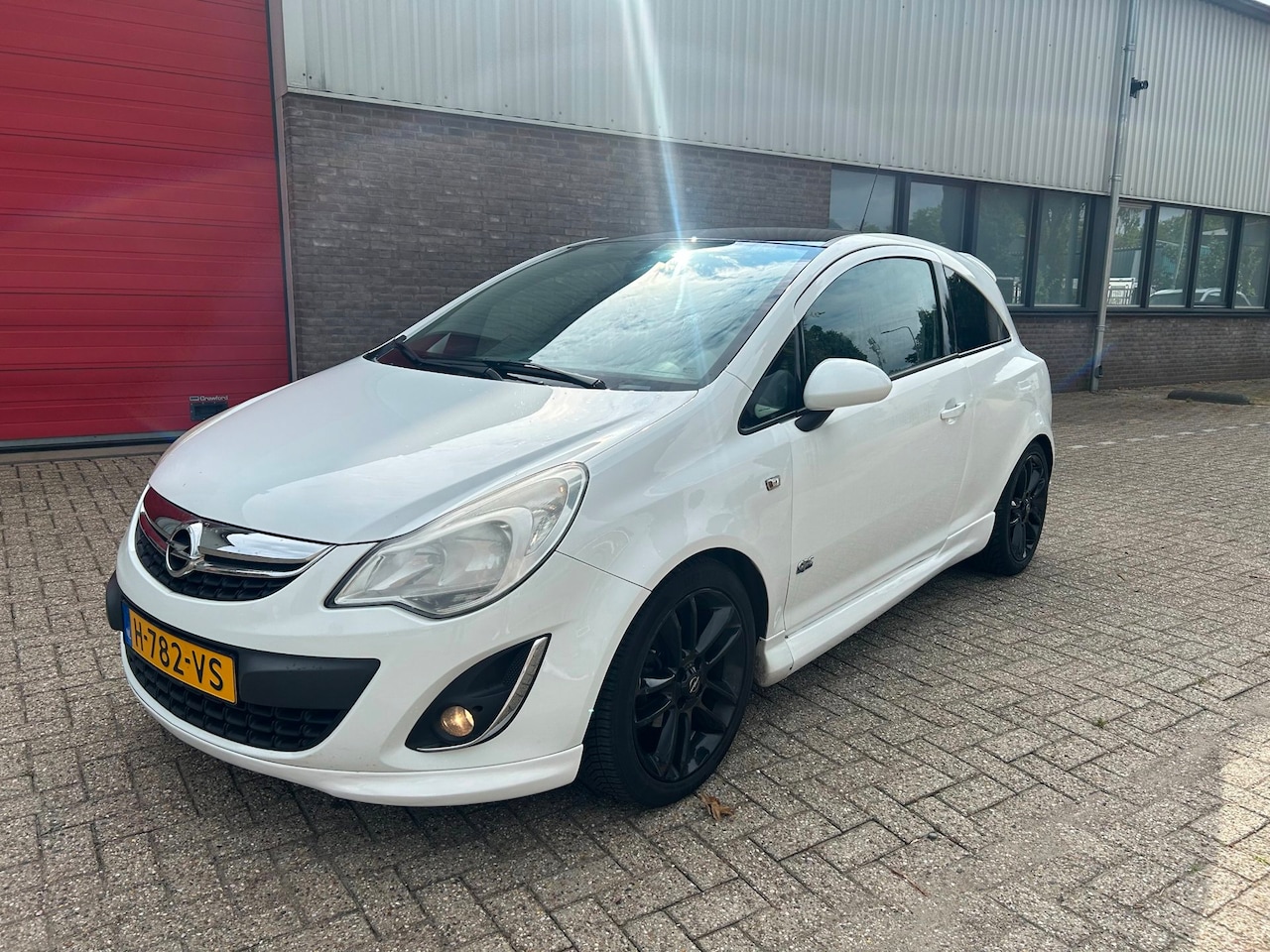 Opel Corsa - 1.4-16V Airco, Groot scherm. - AutoWereld.nl