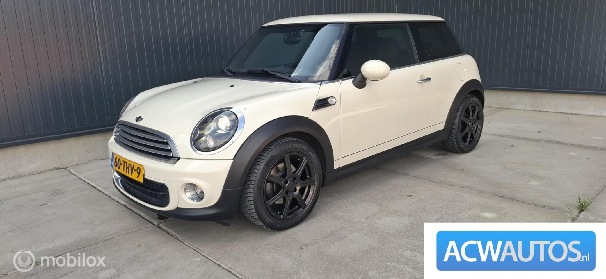 MINI 3-Deurs - 1.6 One Red Hot - AutoWereld.nl