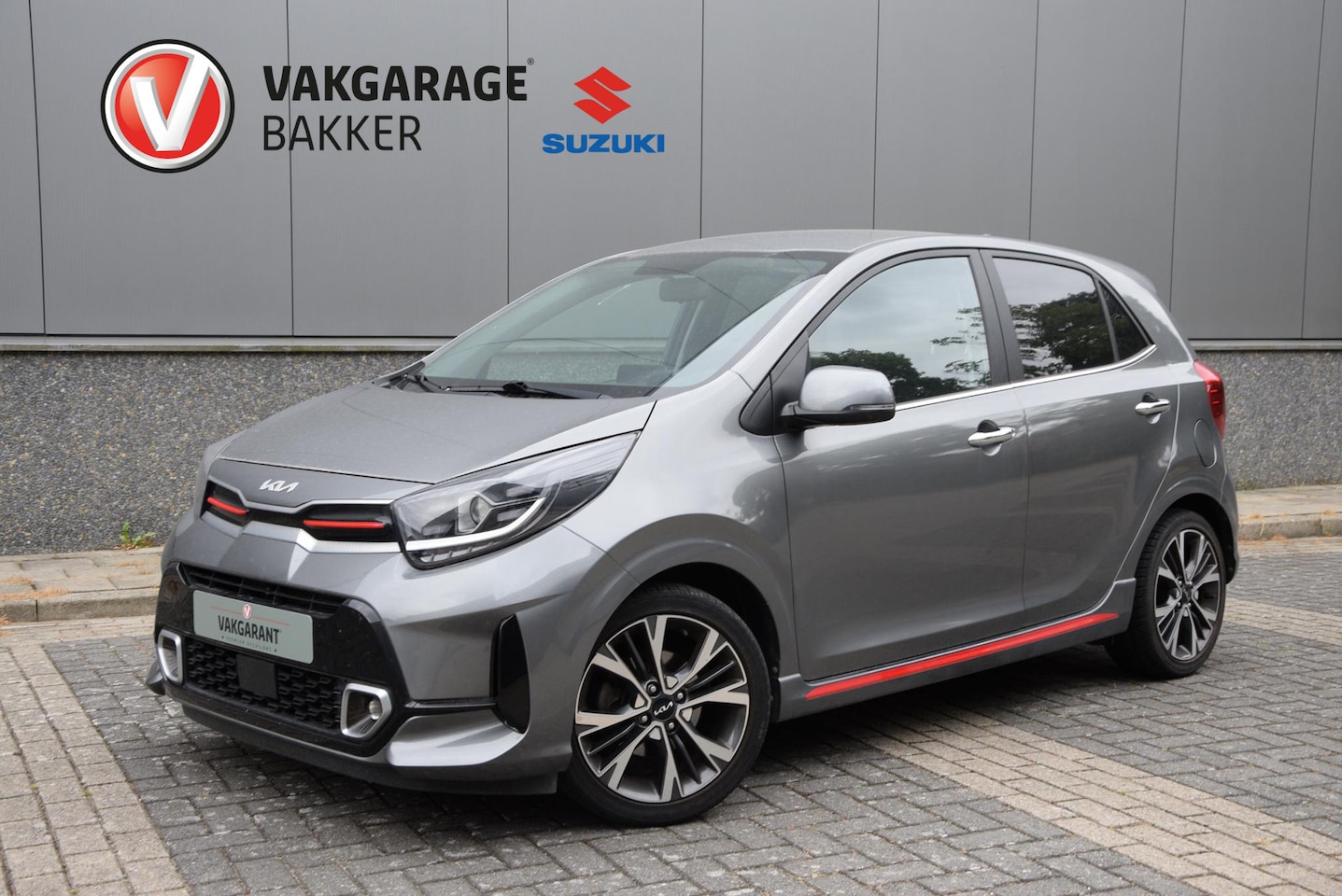 Kia Picanto - 1.0 MPI 67 GT Line | KIA-onderhouden | lederen bekleding | navigatie | - AutoWereld.nl