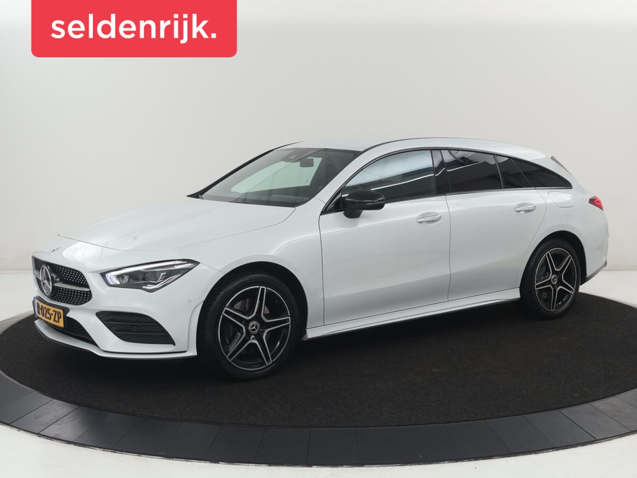 Mercedes-Benz CLA-klasse Shooting Brake - 250 e AMG Line | SOH 92.9% | Trekhaak | Leder | Camera | Carplay | Park assist | Cruise co - AutoWereld.nl