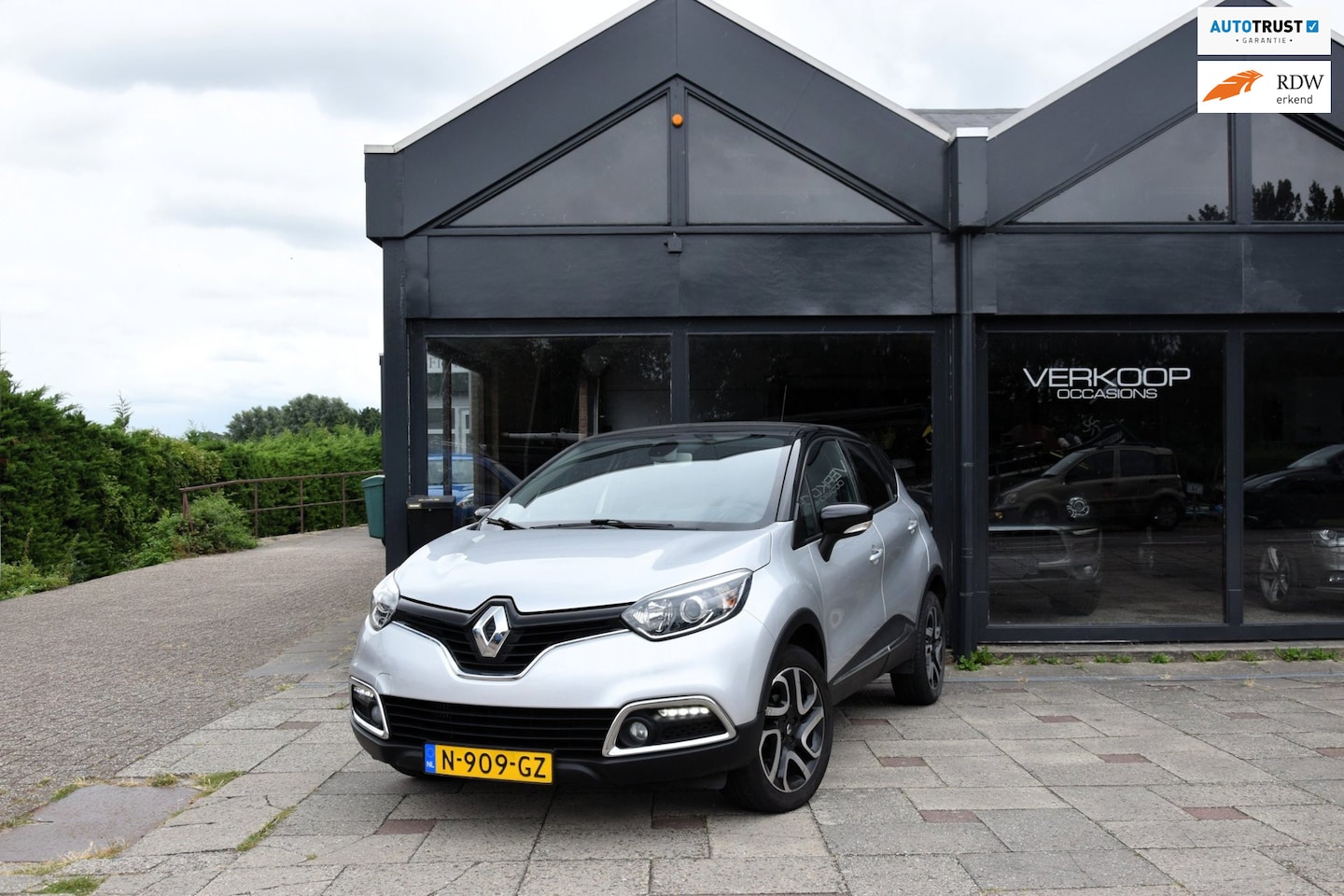 Renault Captur - 0.9 TCe Authentique 0.9 TCe Authentique - AutoWereld.nl
