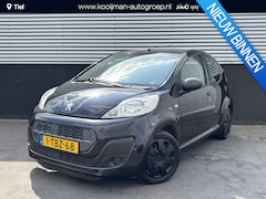 Peugeot 107 - 1.0 Access Accent Airco, 5-deurs, Nederlandse auto welke van 1e eigenaar afkomstig is. km