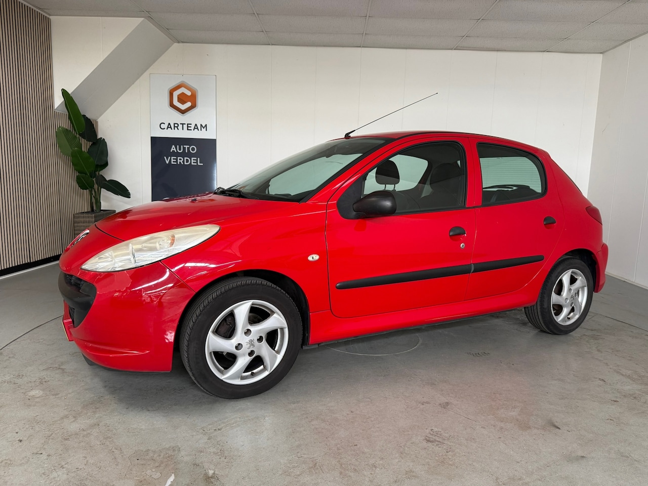 Peugeot 206 - 1.1 XR Airco, LMV - AutoWereld.nl