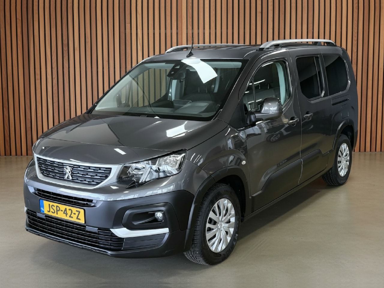 Peugeot Rifter Long - 1.2 Puretech Lang | 7 Persoons! | Carplay - AutoWereld.nl