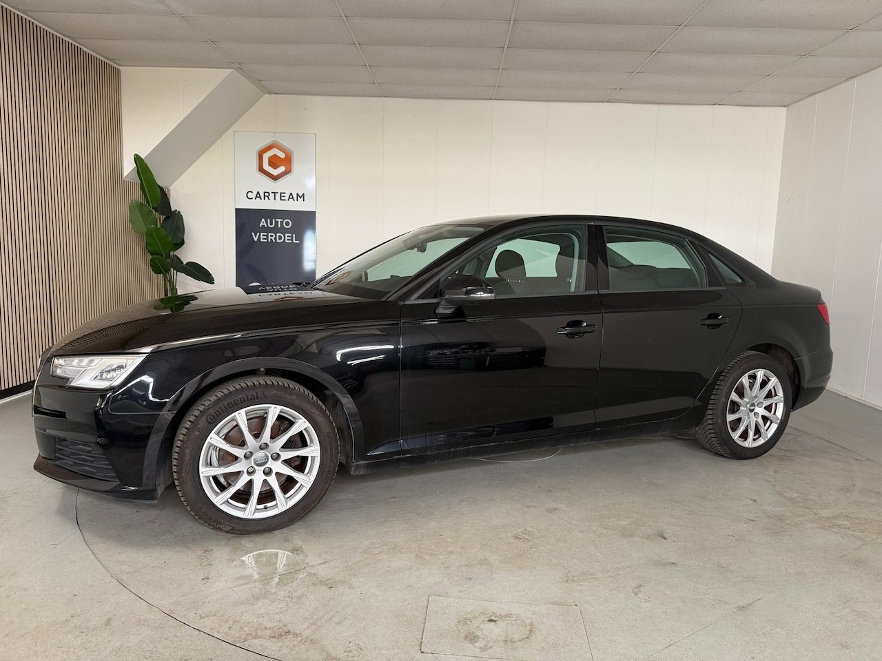 Audi A4 Limousine - 2.0 TFSI ultra Pro Line Airco, Navigatie, Automaat, LMV - AutoWereld.nl