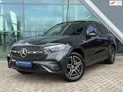 Mercedes-Benz GLC-klasse - 300e 4MATIC AMG Line Night Pack / Panoramadak / 360 Camera / Trekhaak