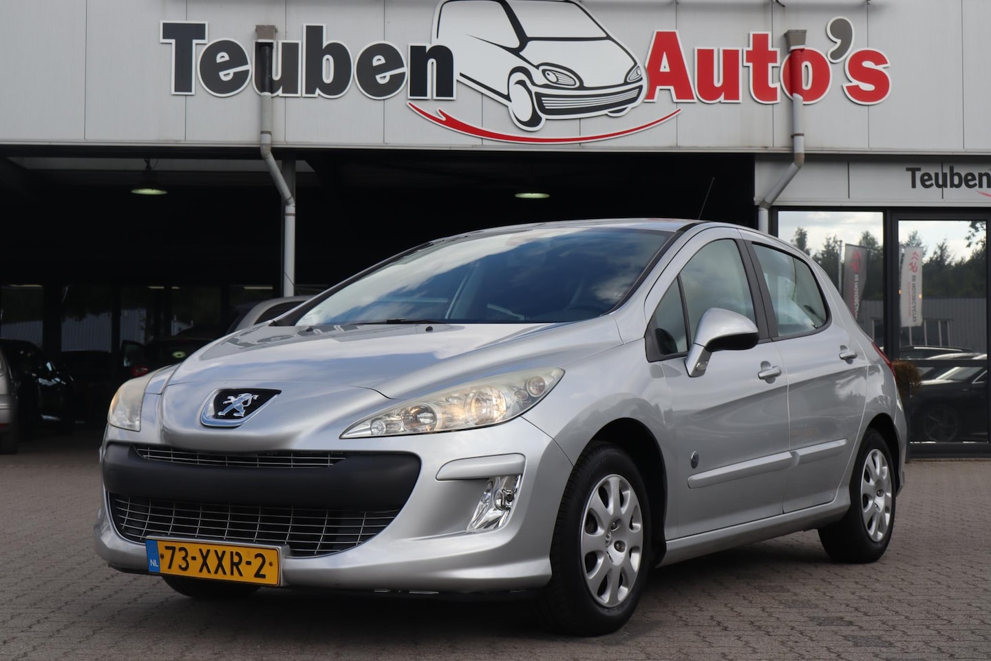 Peugeot 308 - 1.6 VTi Blue Lease Executive | Camera | Trekhaak | Cruise control | Climate control | Onde - AutoWereld.nl